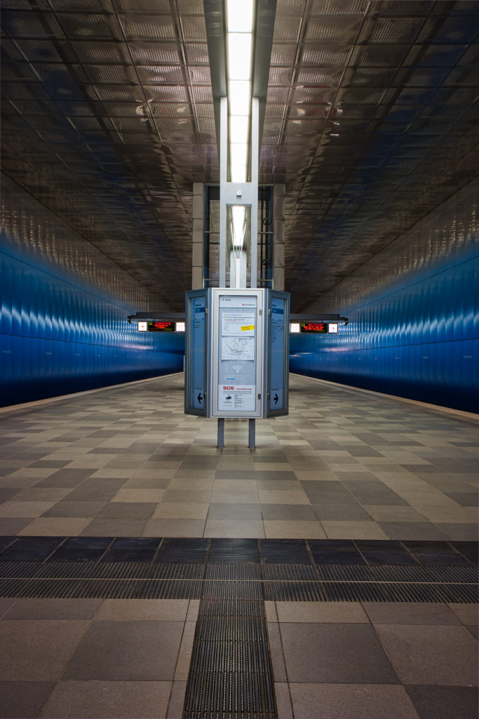 U-Bahnsteig Überseequartier
