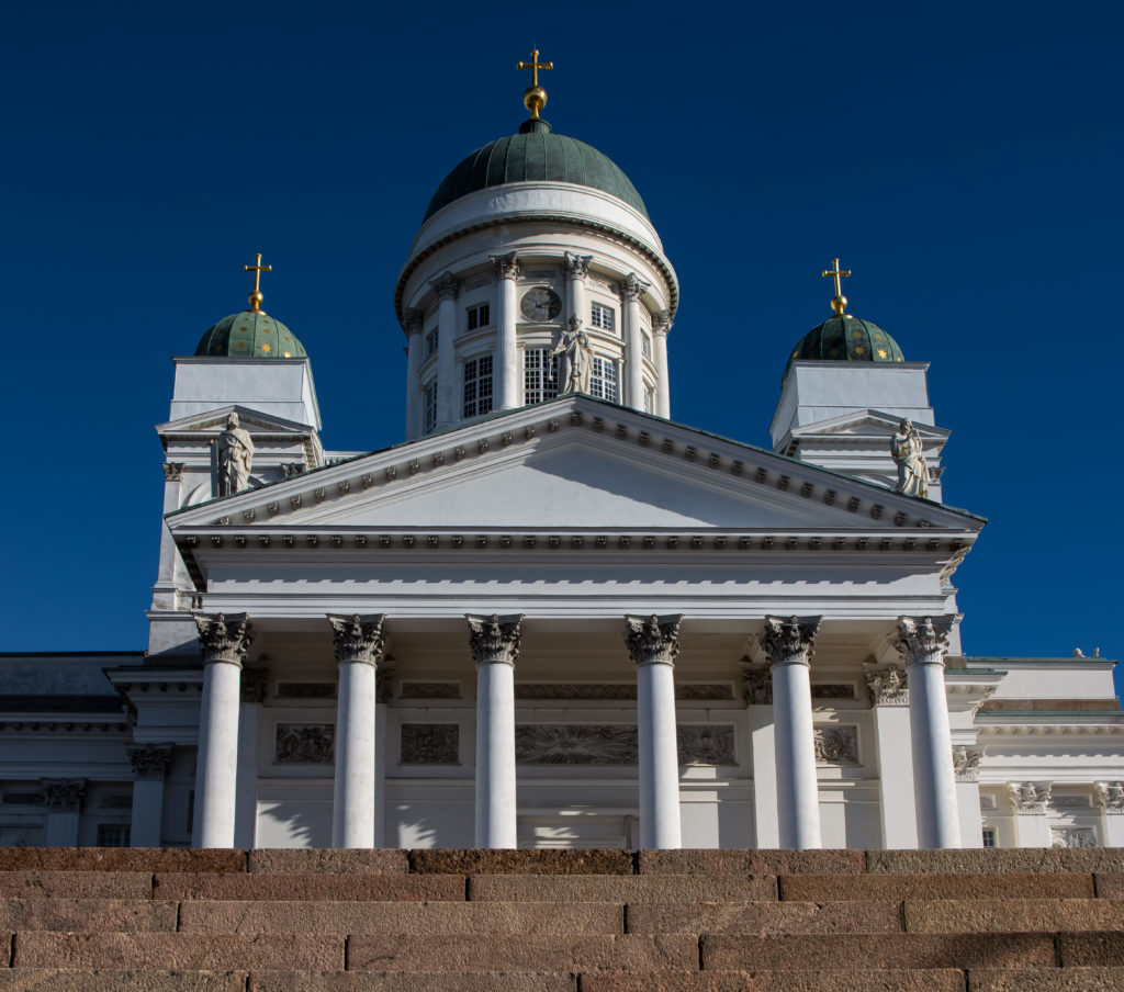 Seitenansicht Dom zu Helsinki