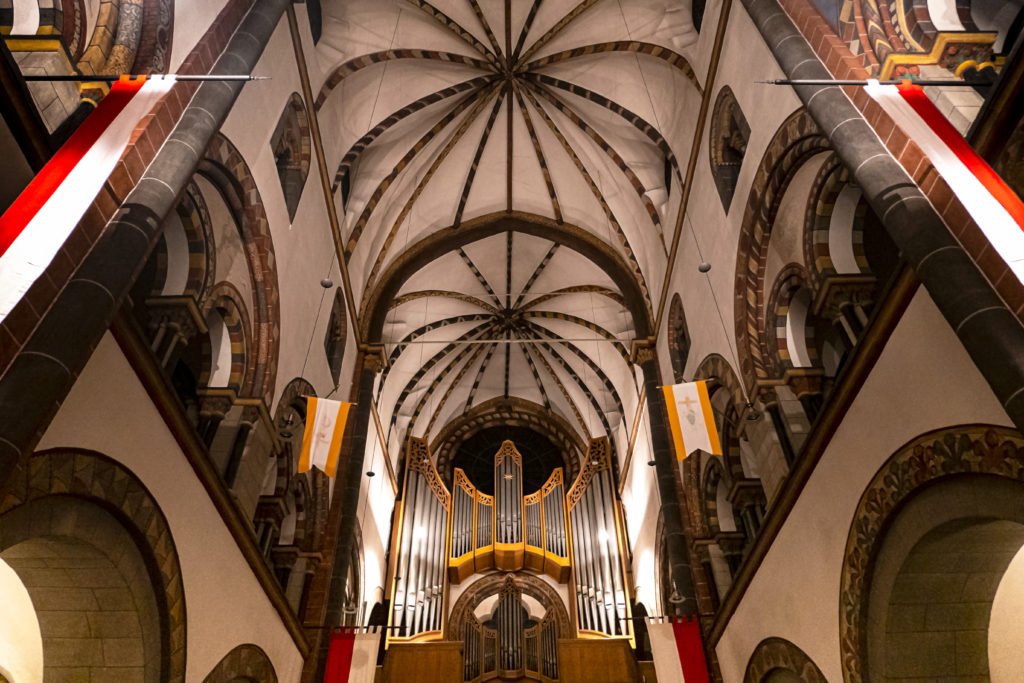 Basilika St. Severus Boppard - Blick auf die Orgel