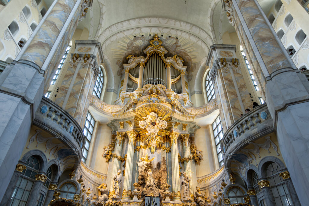 Pfeifenwerk der Orgel in der Frauenkirche