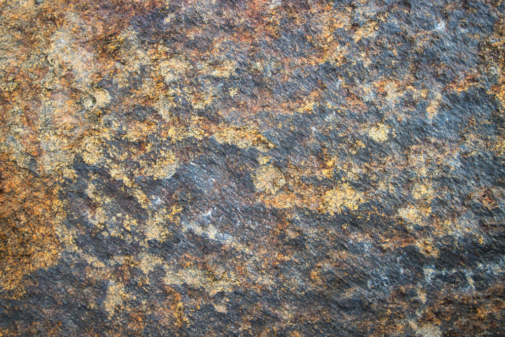 Granitplatte mit Quarzeinschlüssen