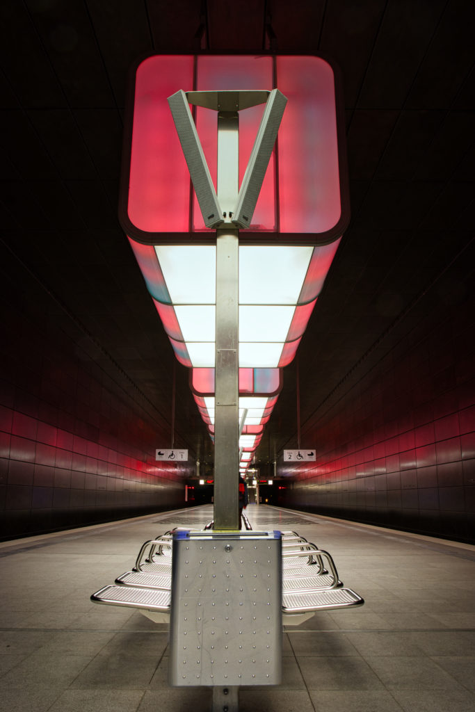 U-Bahnstation Hafencity Universität Rosè